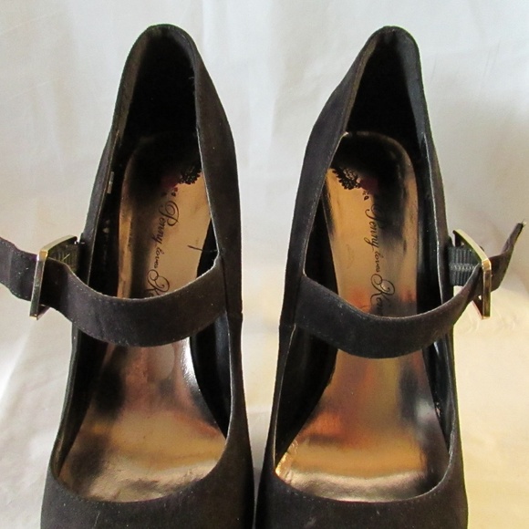 Penny Loves Kenny Black Heels - Picture 6 of 6